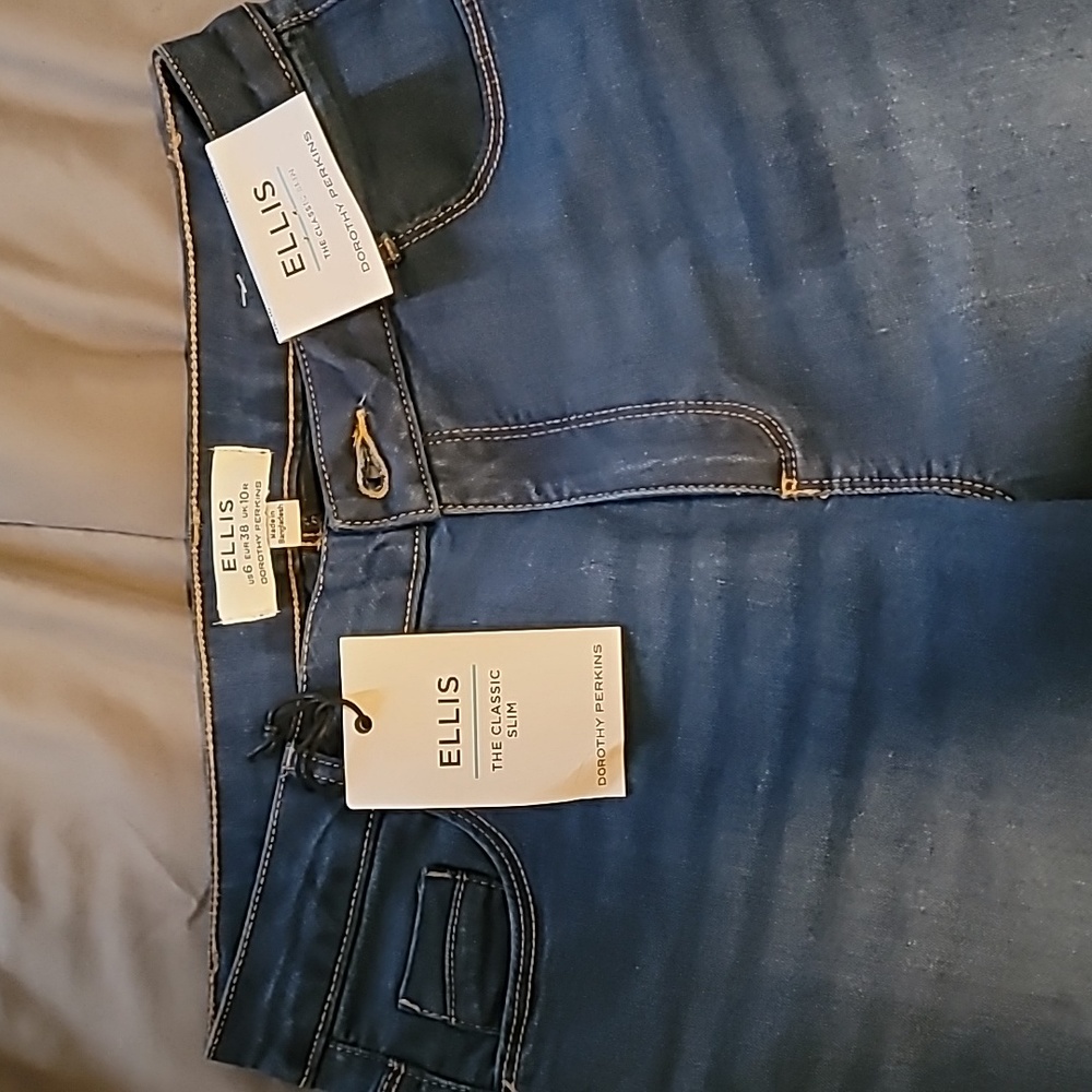 Dorothy Perkins Female Jeans